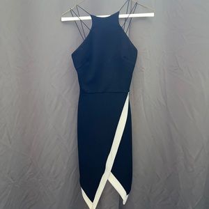 50% OFF M BOUTIQUE “THE VINTAGE SHOP” asymmetrical bodycon dress